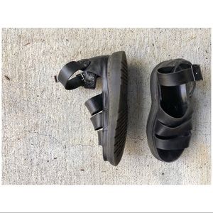 Clarissa Doc Martens